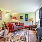 1 Bed In Whitby Oc-g0191 度假居